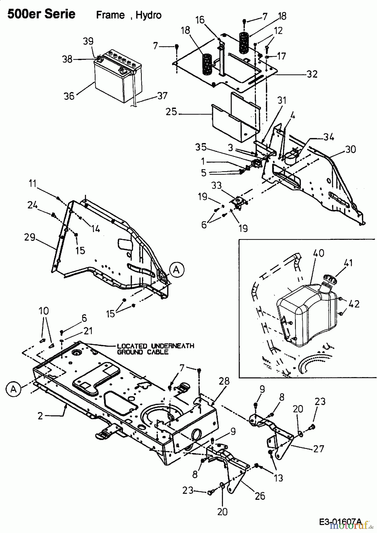 Lawnflite Rasentraktoren 807 13BA509G611 (2003) Batterie, Rahmen, Tank