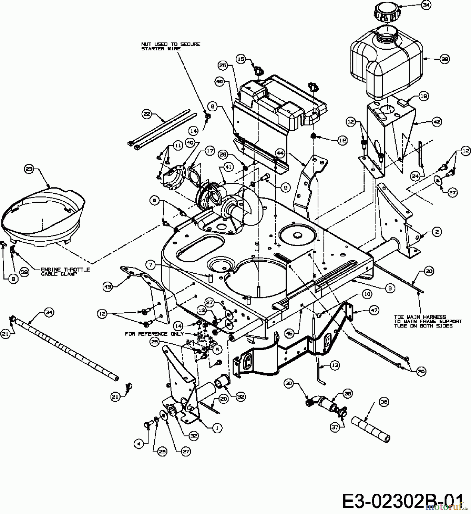  Lawnflite Rasentraktoren 503 13B-332-611  (2007) Auspuff, Rahmen, Tank