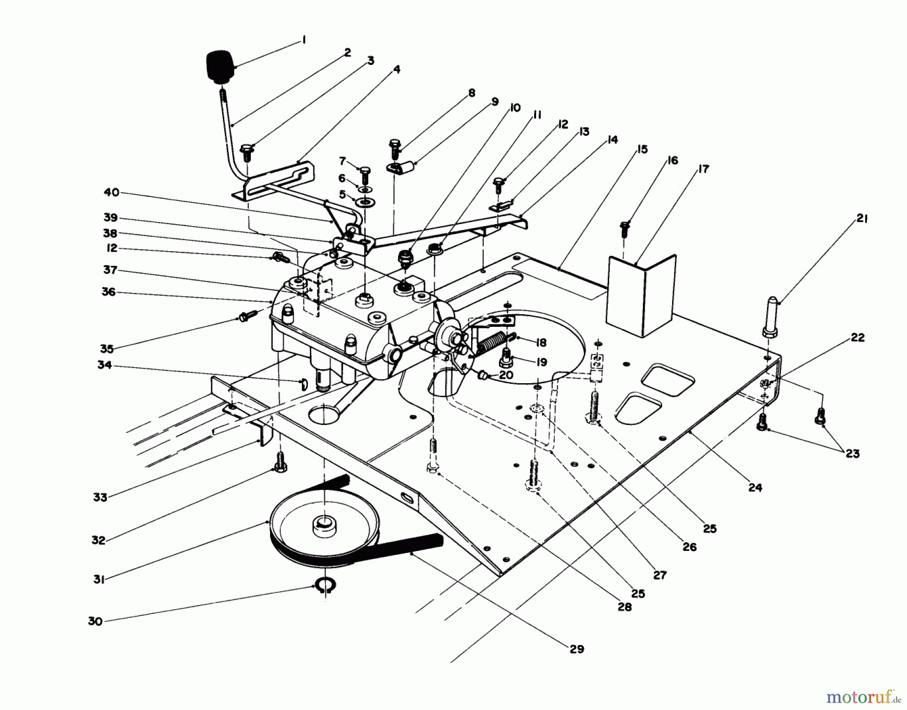 Toro Neu Mowers, Rear-Engine Rider 56125 (7-25) - Toro 7-25 Rear Engine Rider, 1982 (2000001-2999999) ENGINE PLATE AND SHIFT ASSEMBLY