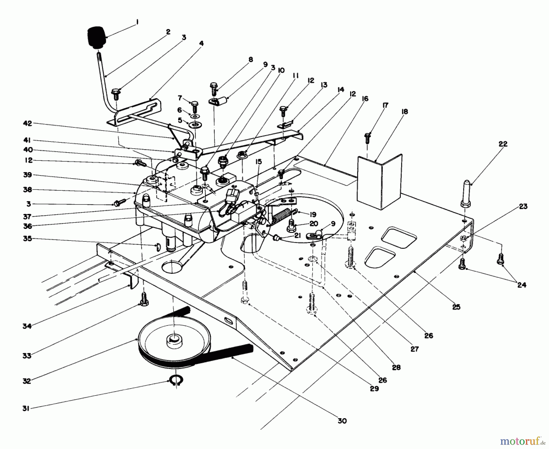Toro Neu Mowers, Rear-Engine Rider 56125 (7-25) - Toro 7-25 Rear Engine Rider, 1983 (3000001-3999999) ENGINE PLATE AND SHIFT ASSEMBLY